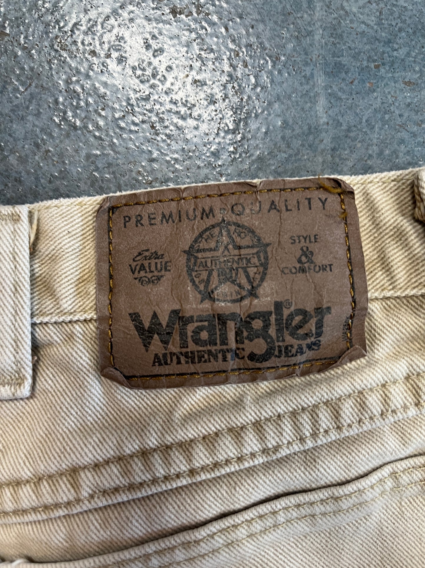 Wrangler Authentic Premium Quality Khaki/Grey Jean shorts OTF