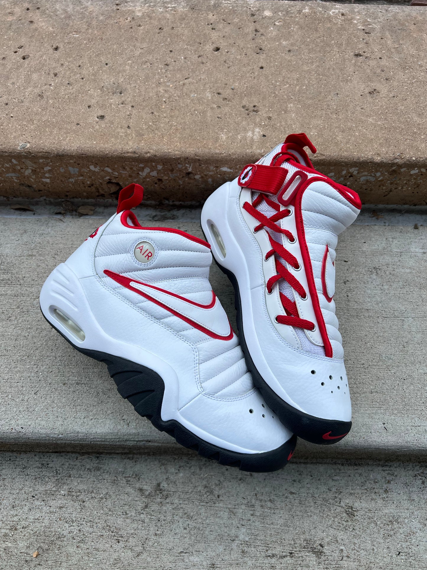 Nike Shake N'Destrukt White Red