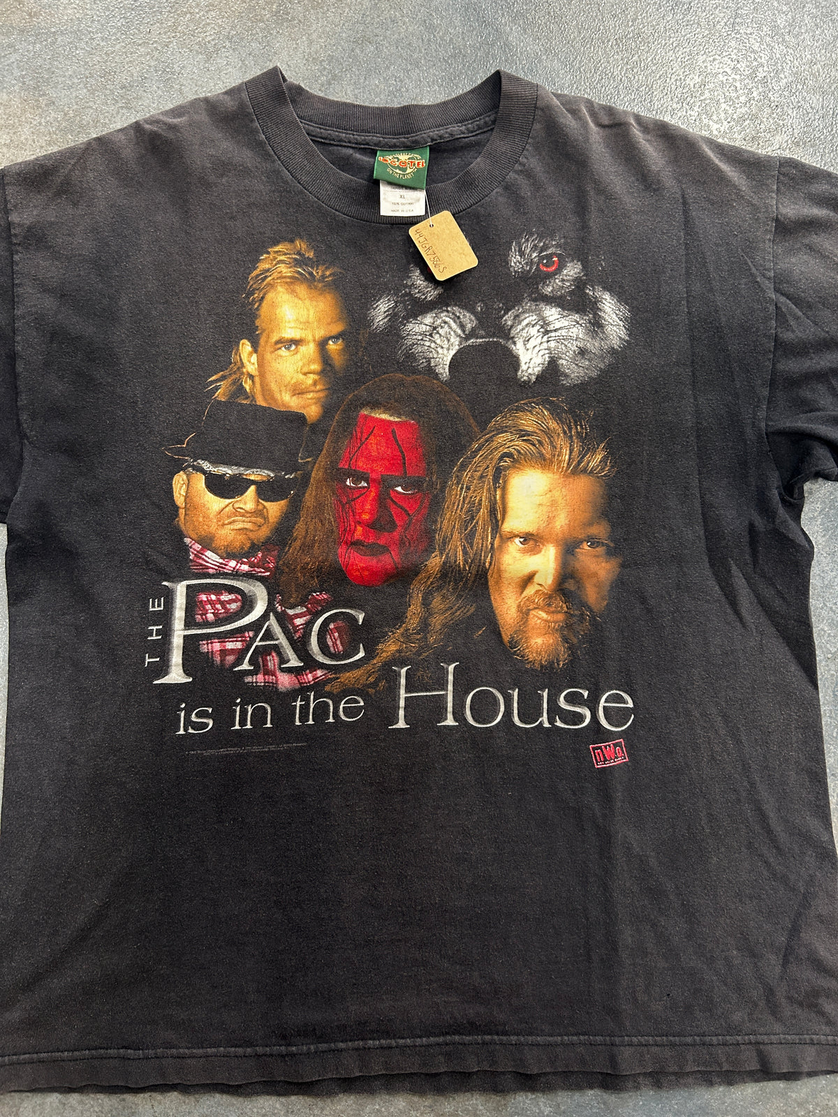 Vintage 1998 Wolfpac NWO WCW "The Pac Is In The House" Black Tee B62
