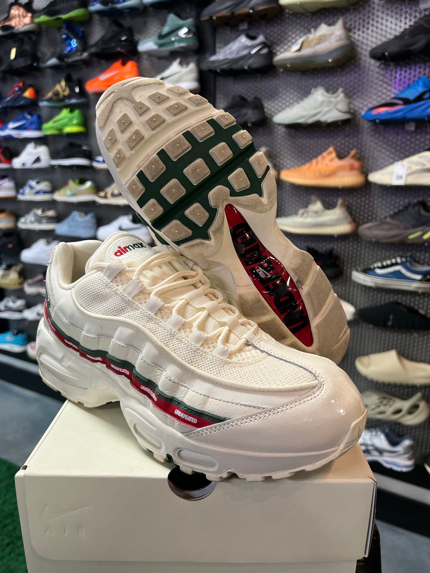 Nike Air Max 95 SP Undefeated Sail