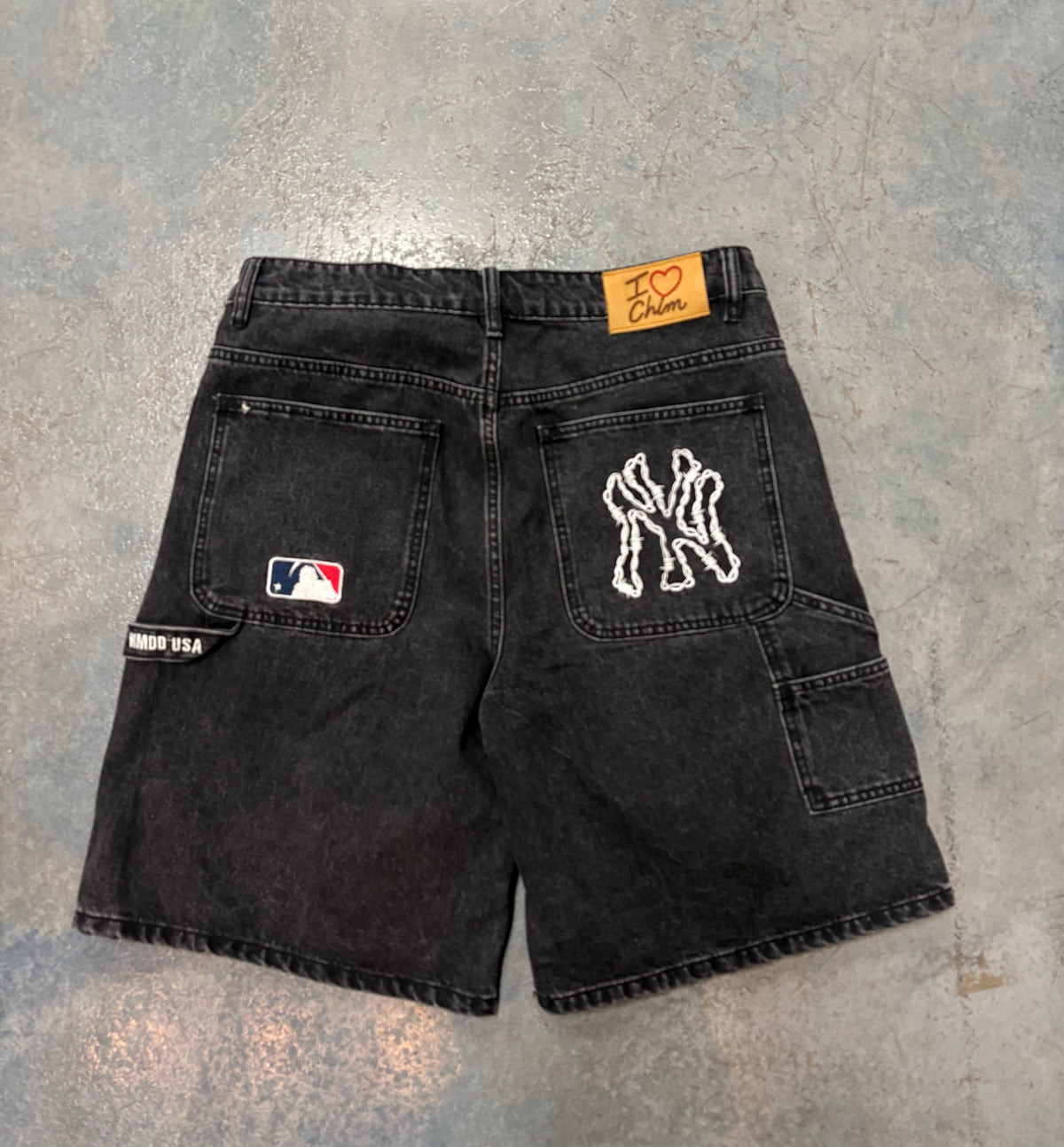 HMDD Barbed Wire Black Jorts
