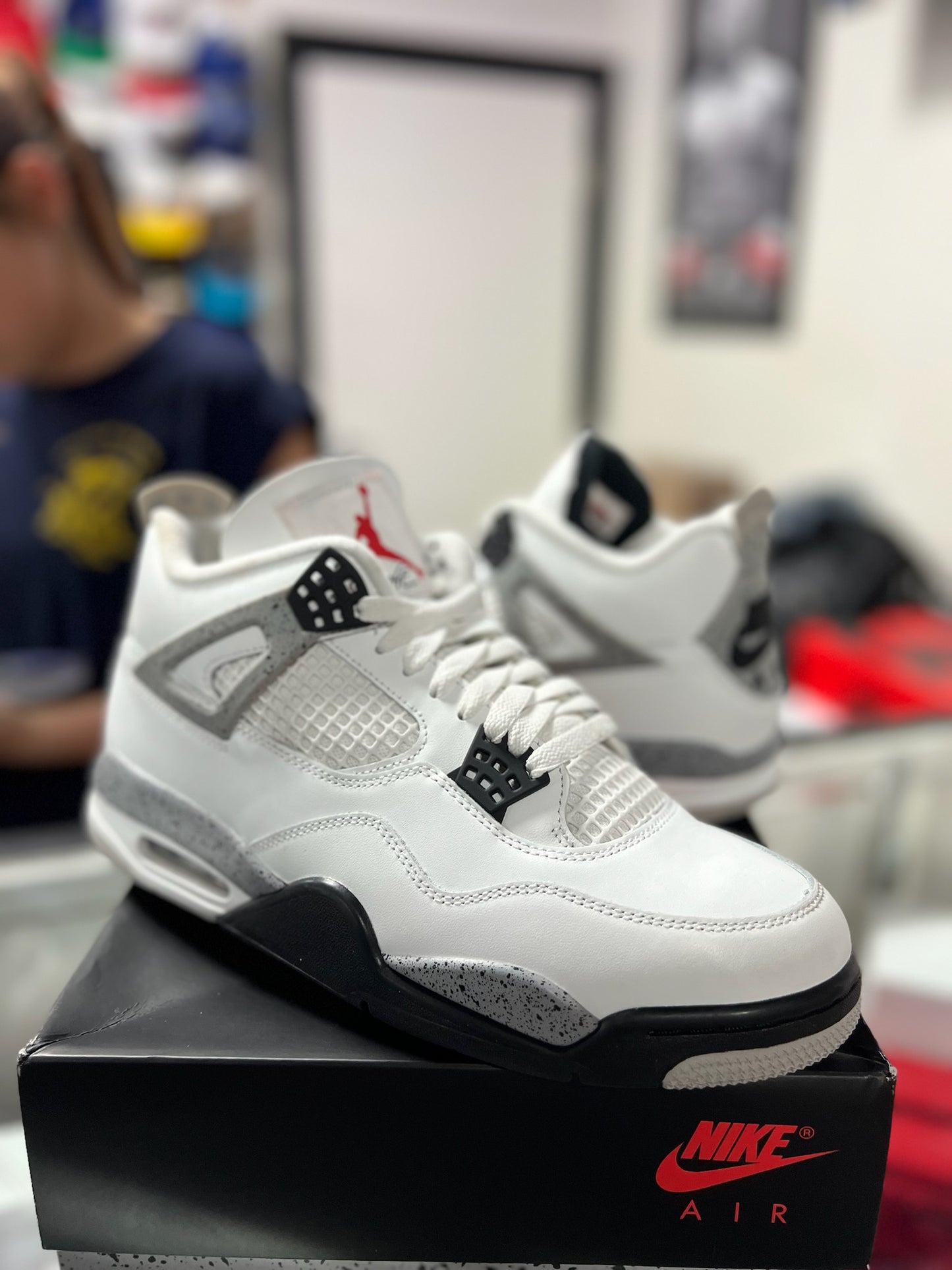 Jordan 4 Retro White Cement (2025) ( RCC) Used