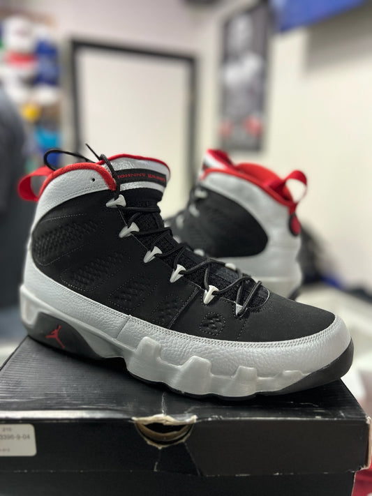 Jordan 9 Retro Johnny Kilroy (EC) Pre Owned