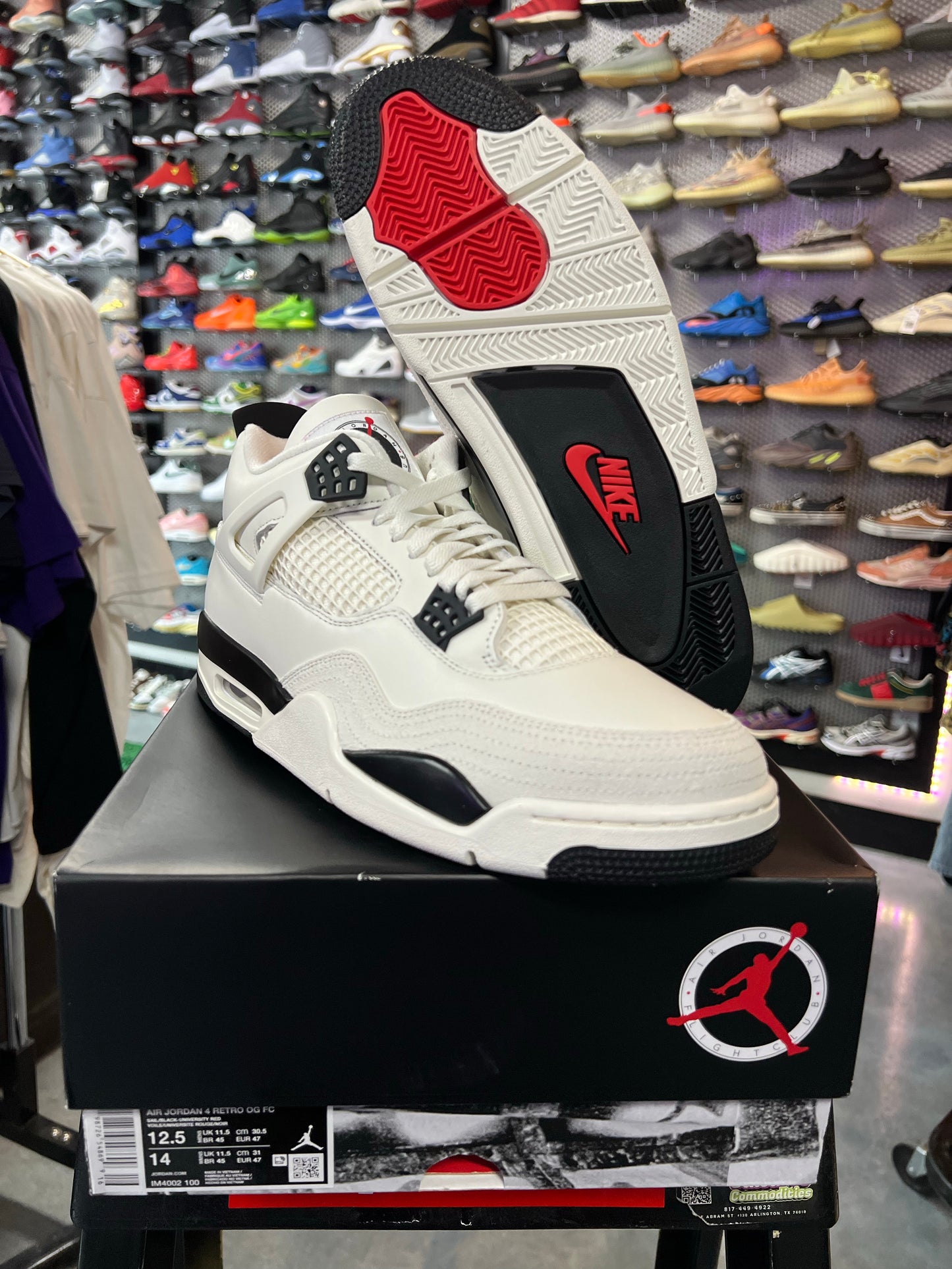 Jordan 4 Retro OG Flight Club