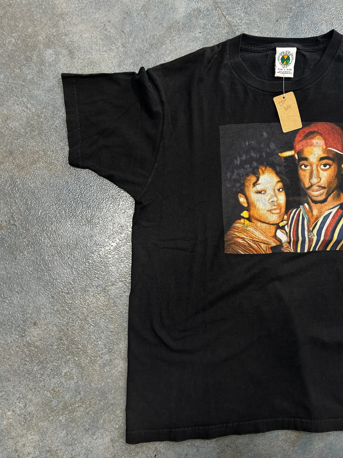 Vintage Picture Tupac Black Tee