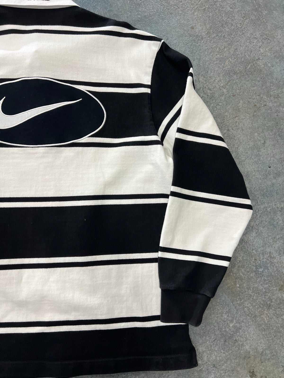 Supreme Nike Stripe Rugby Black B27