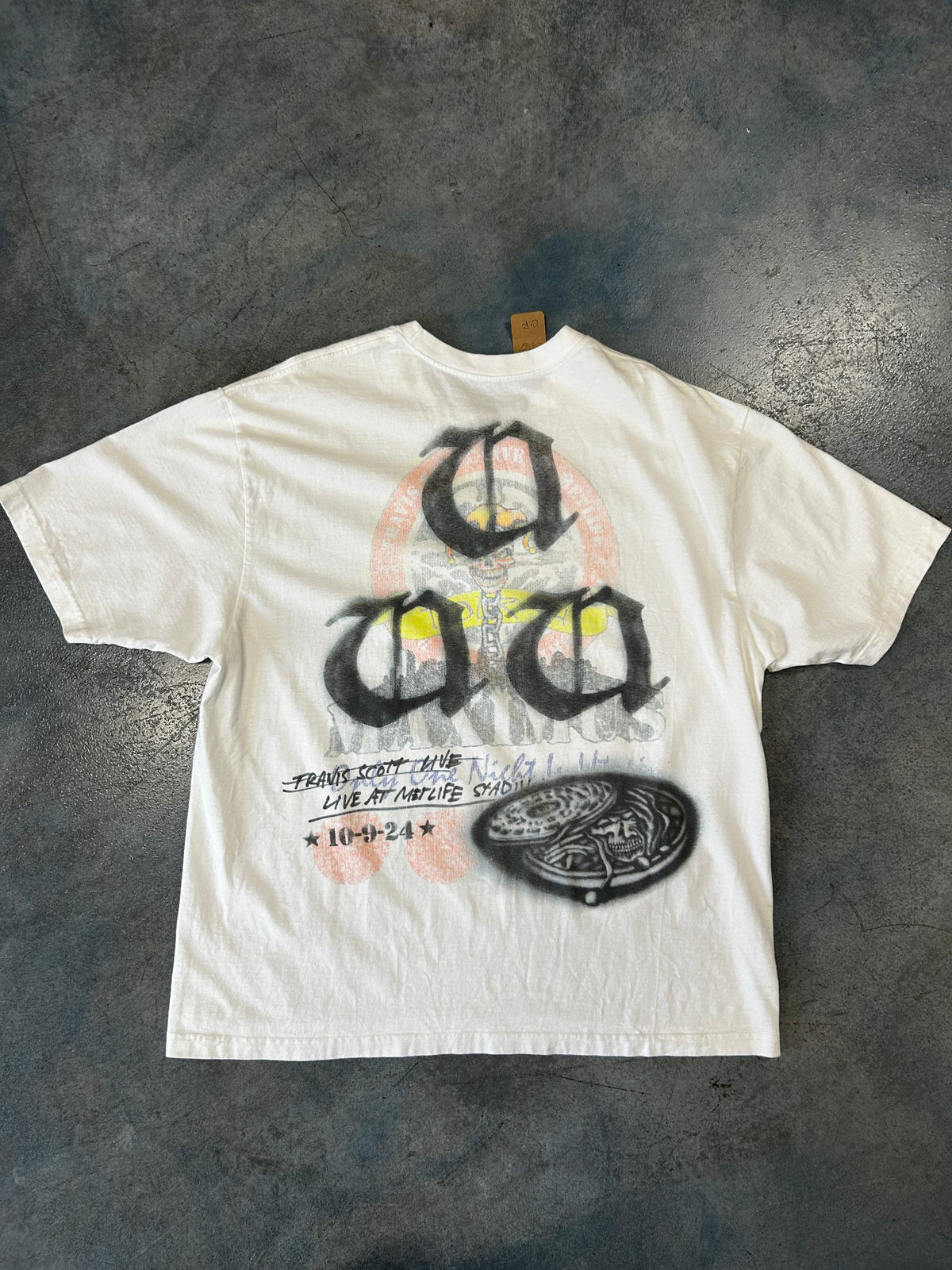 Utopia World in your hands White Tee