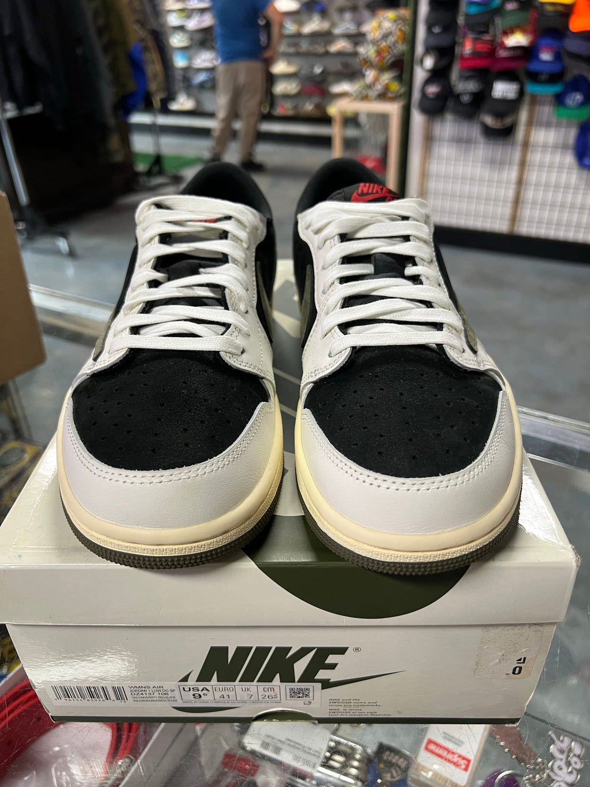 Jordan 1 Retro Low OG SP Travis Scott Olive (Women's)