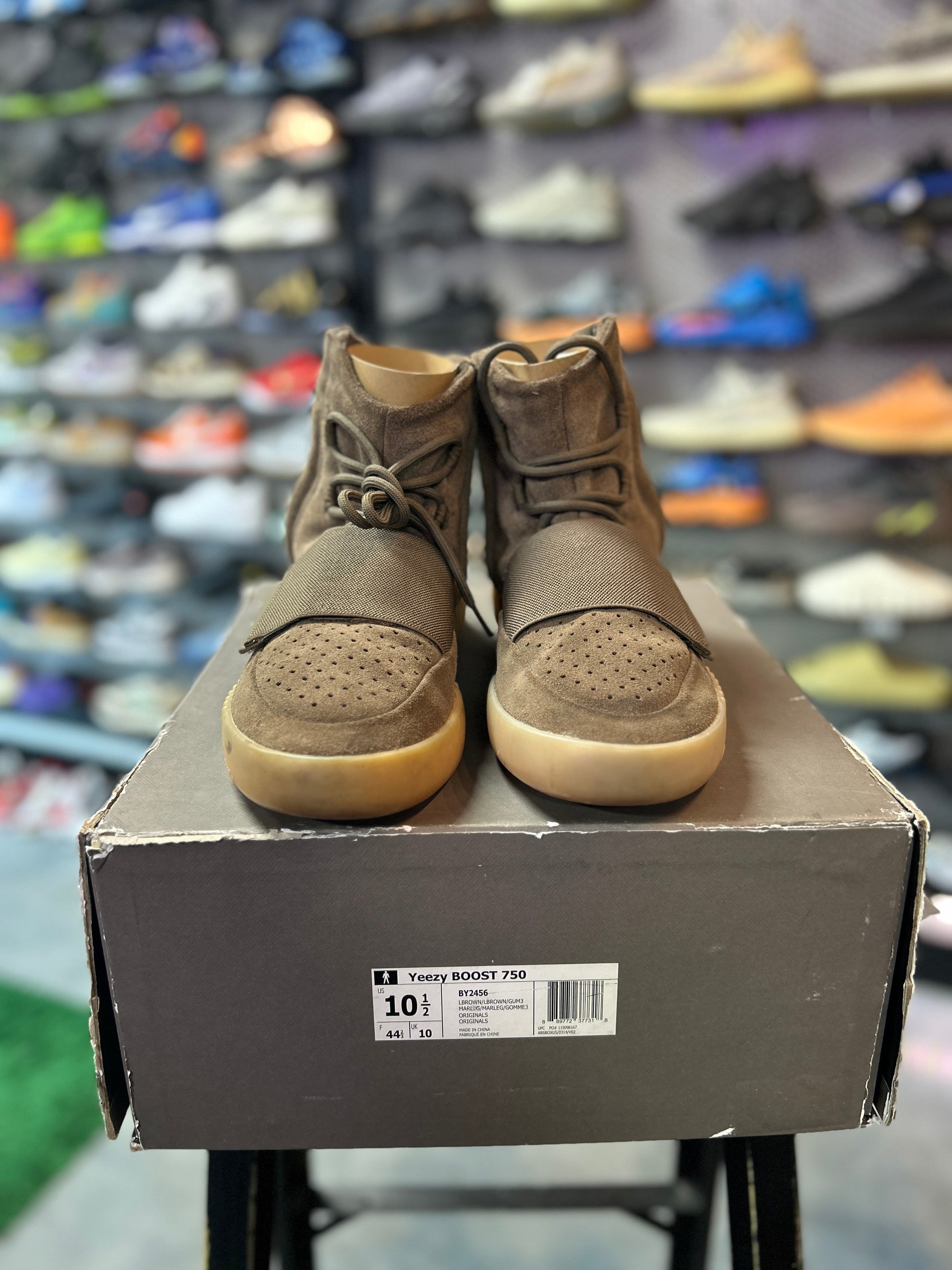 adidas Yeezy Boost 750 Chocolate