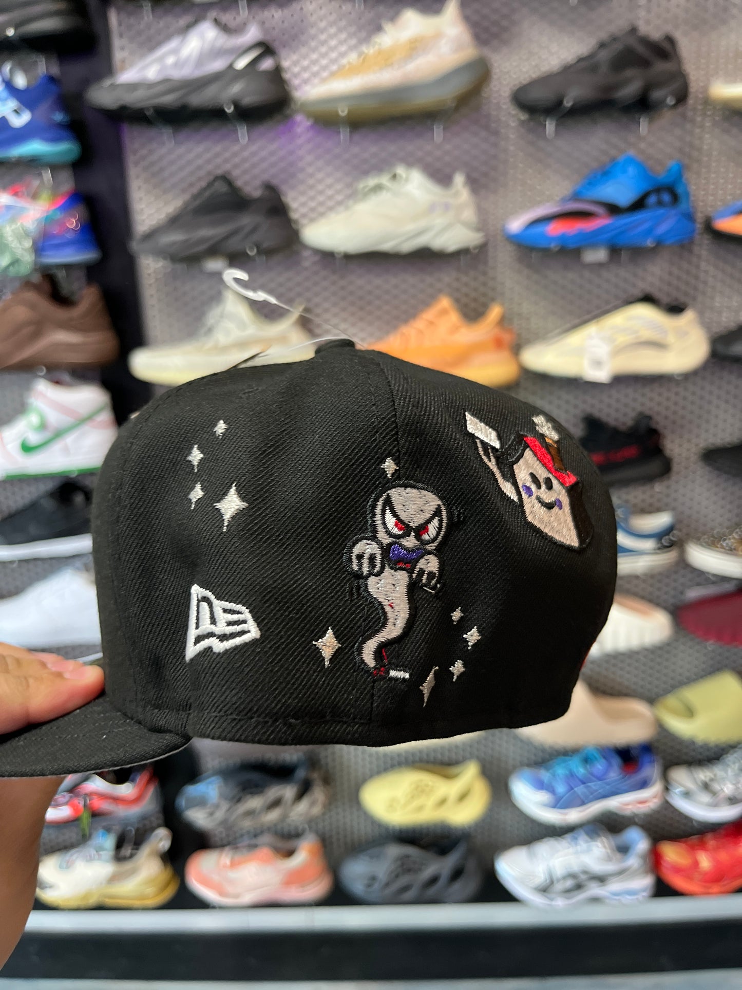 Supreme S logo New Era Cap Black