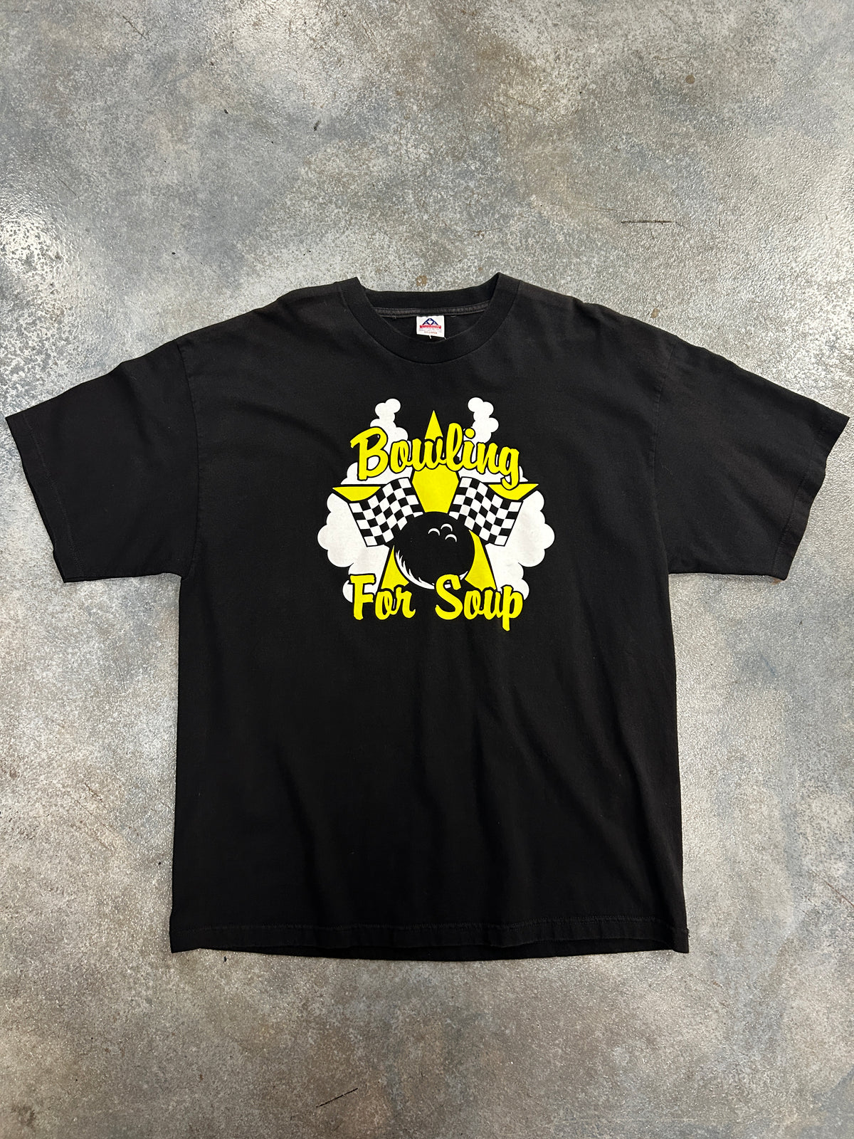 VINTAGE BOWLING FOR SOUP BLACK TEE YELLOW FONT BP