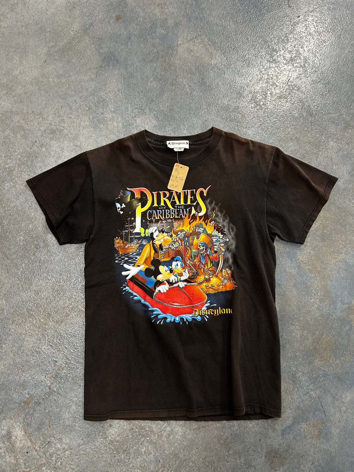 Vintage Disneyland Pirates Of The Caribbean Brown Tee