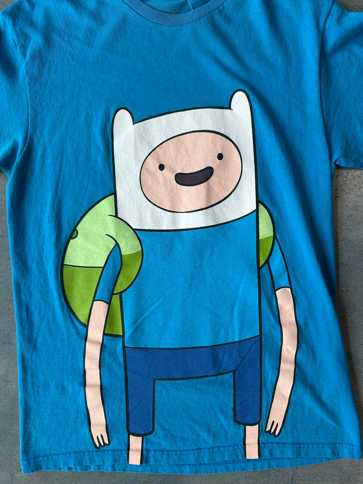 Adventure time Fin Tee Bright Blue B52