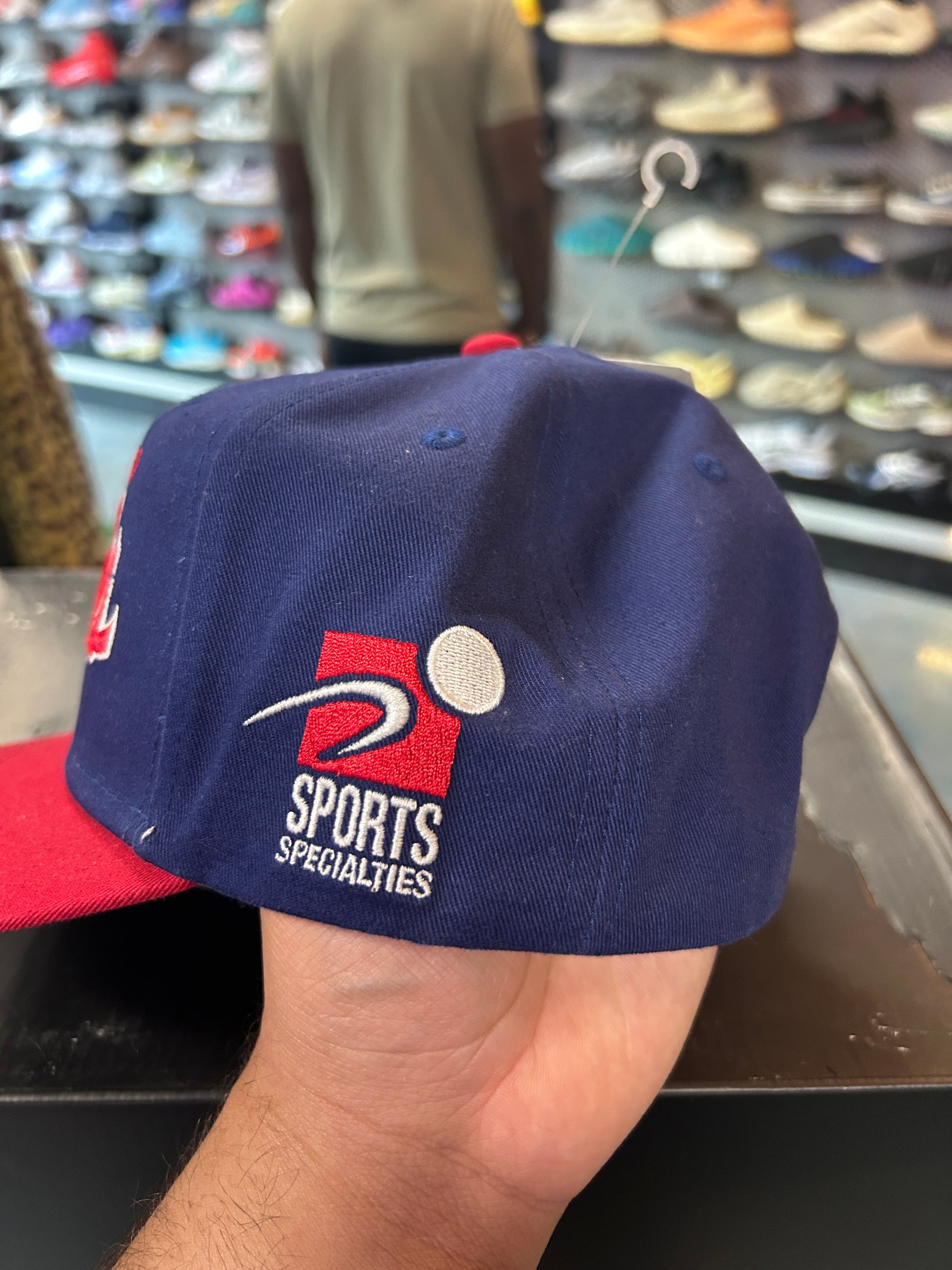 VTG CHICAGO CUBS NAVY RED SNAPBACK OTF