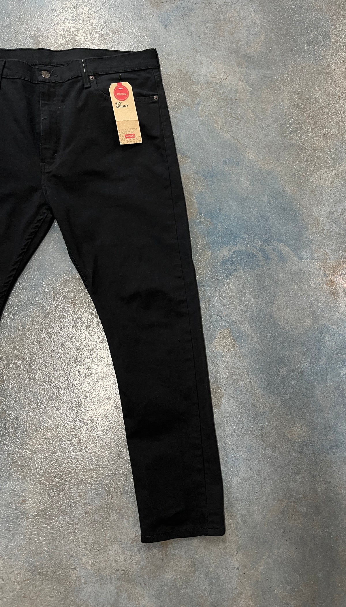 New Levis Black Jeans 38 x 30