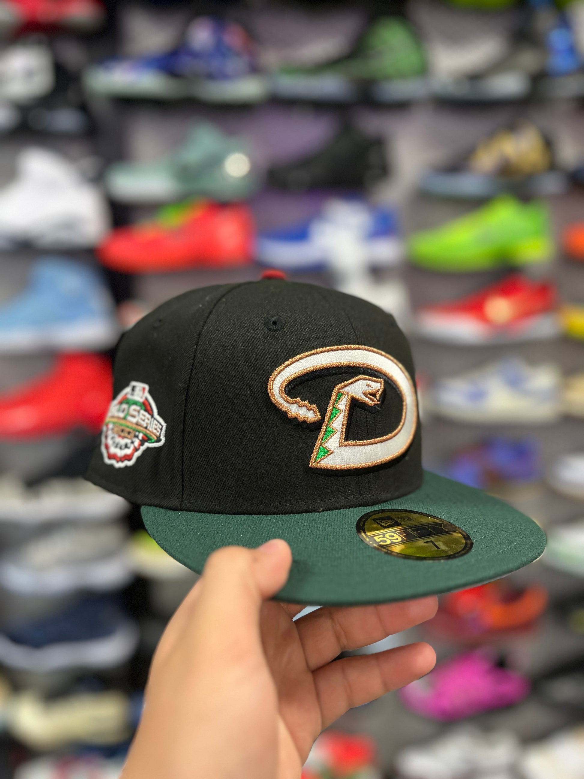 New Era Arizona Diamondbacks 2001 World Series 59 Fifty RattleSnake Black Green Fitted Hat (I)