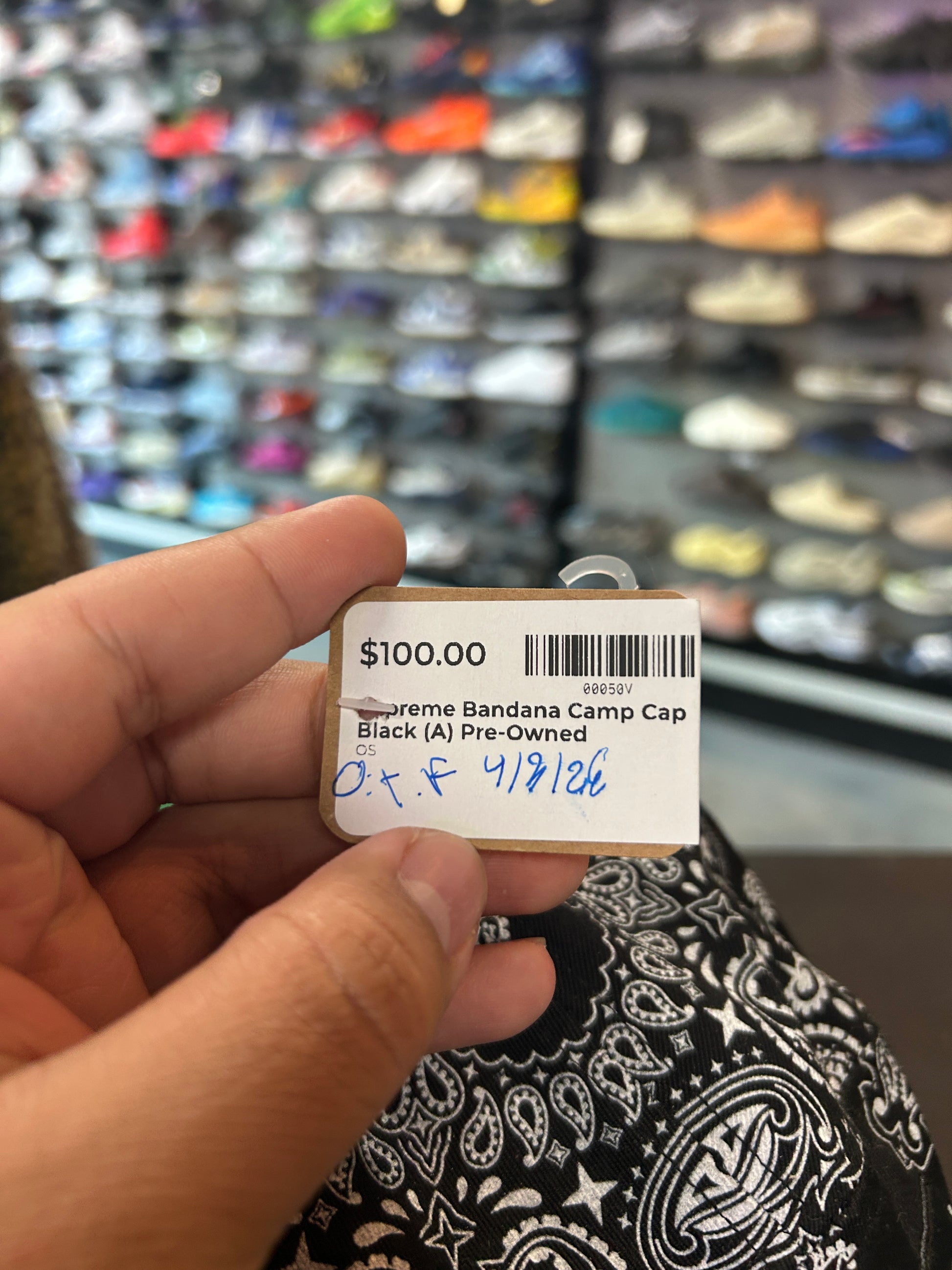 Supreme Bandana Camp Cap Black Damaged strap OTF