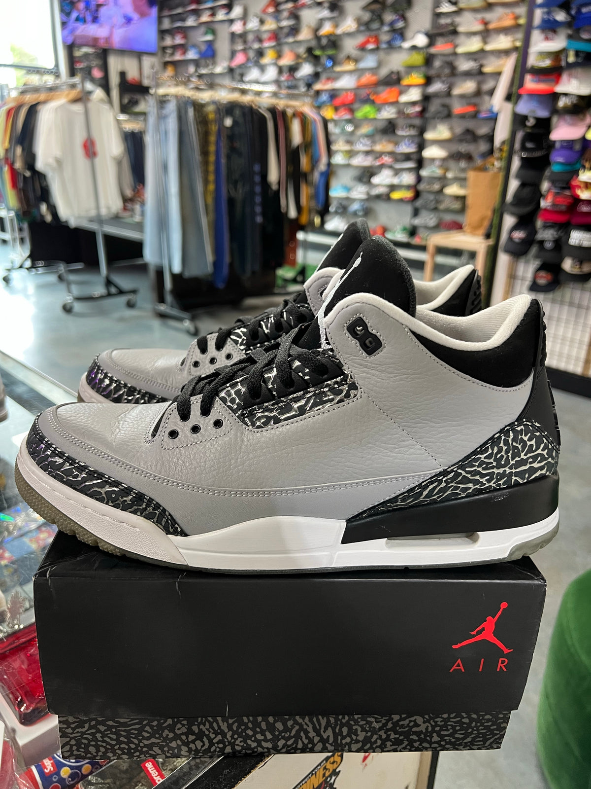 Jordan 3 Retro Wolf Grey