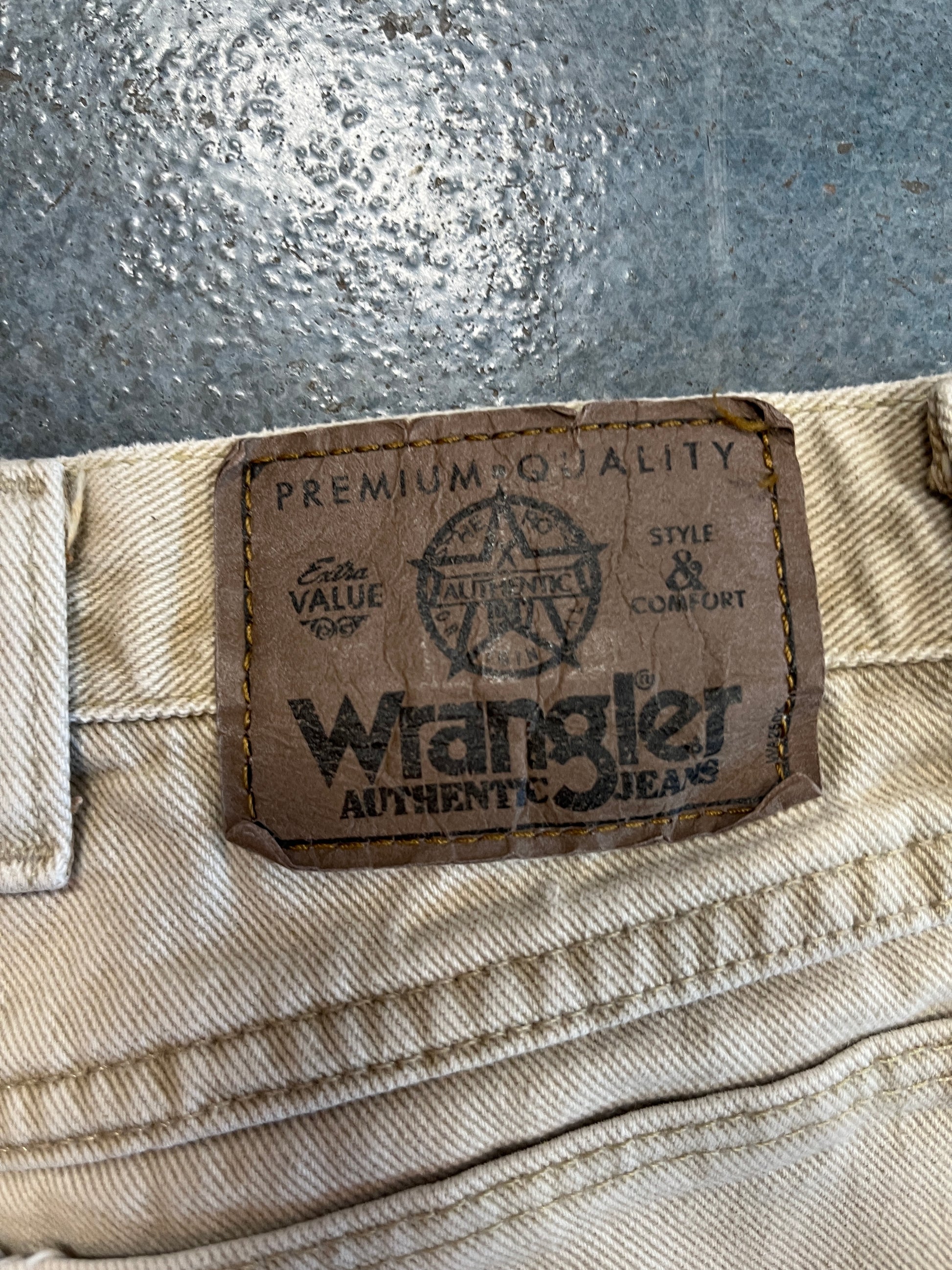 Wrangler Authentic Premium Quality Khaki/Grey Jean shorts OTF