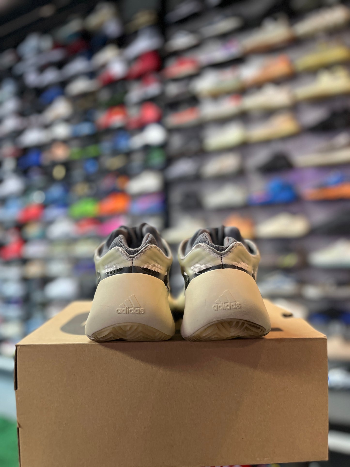 adidas Yeezy 700 V3 Fade Salt (YC)