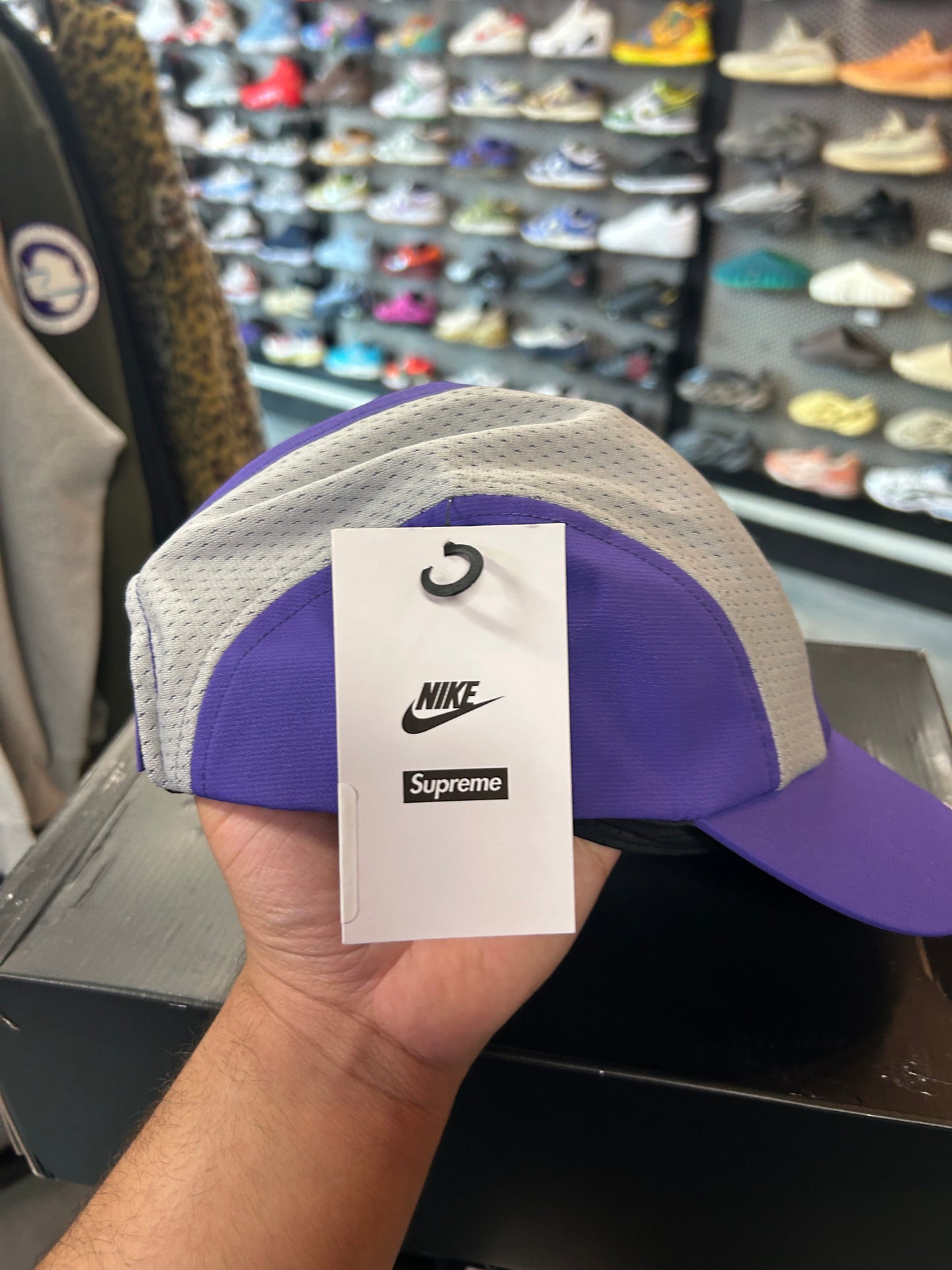 Supreme Nike Hat OTF