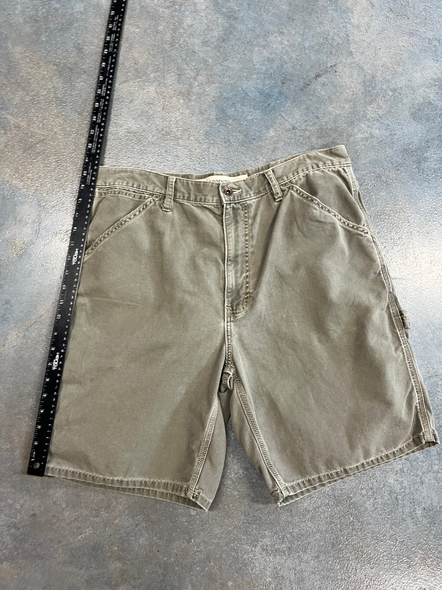 Gap Industrial Standard Carpenter Green Cargo Jorts (YC) OTF