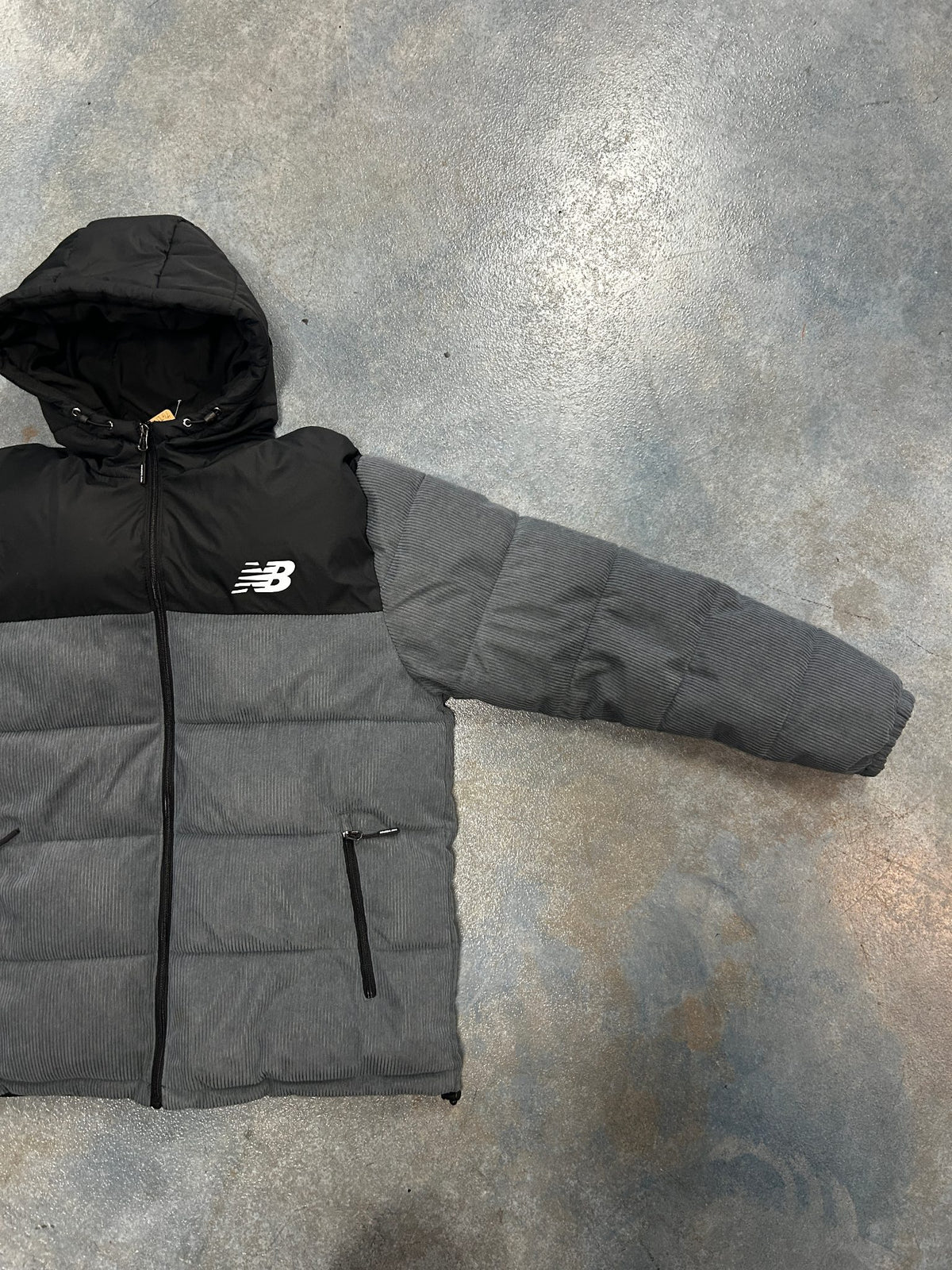 New Balance Men's Ath;etics Corduroy Colorblock kHooded Puffer Jacket