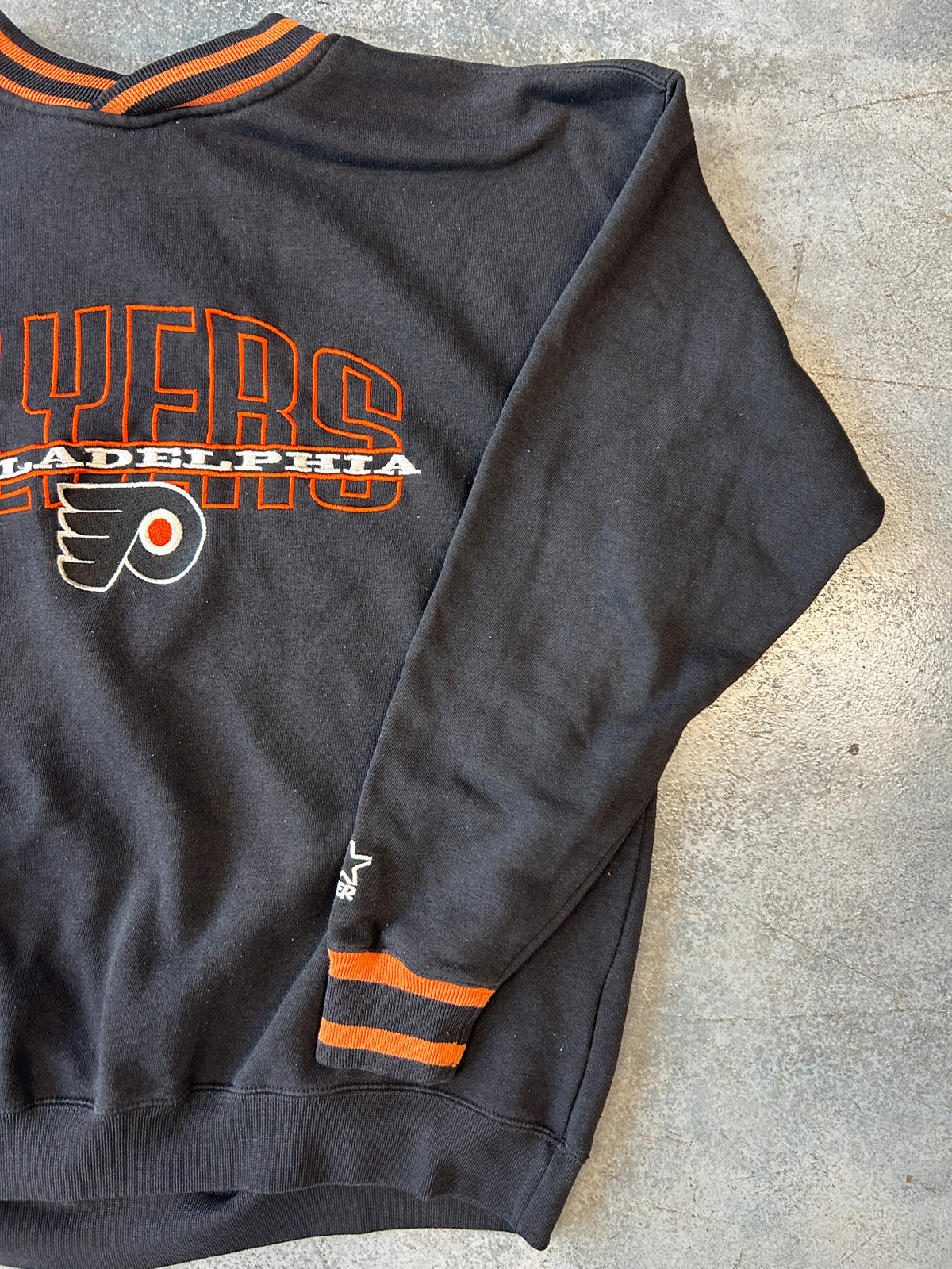 Vintgae Starter Philadelphia Flyers Crew Neck Black Orange