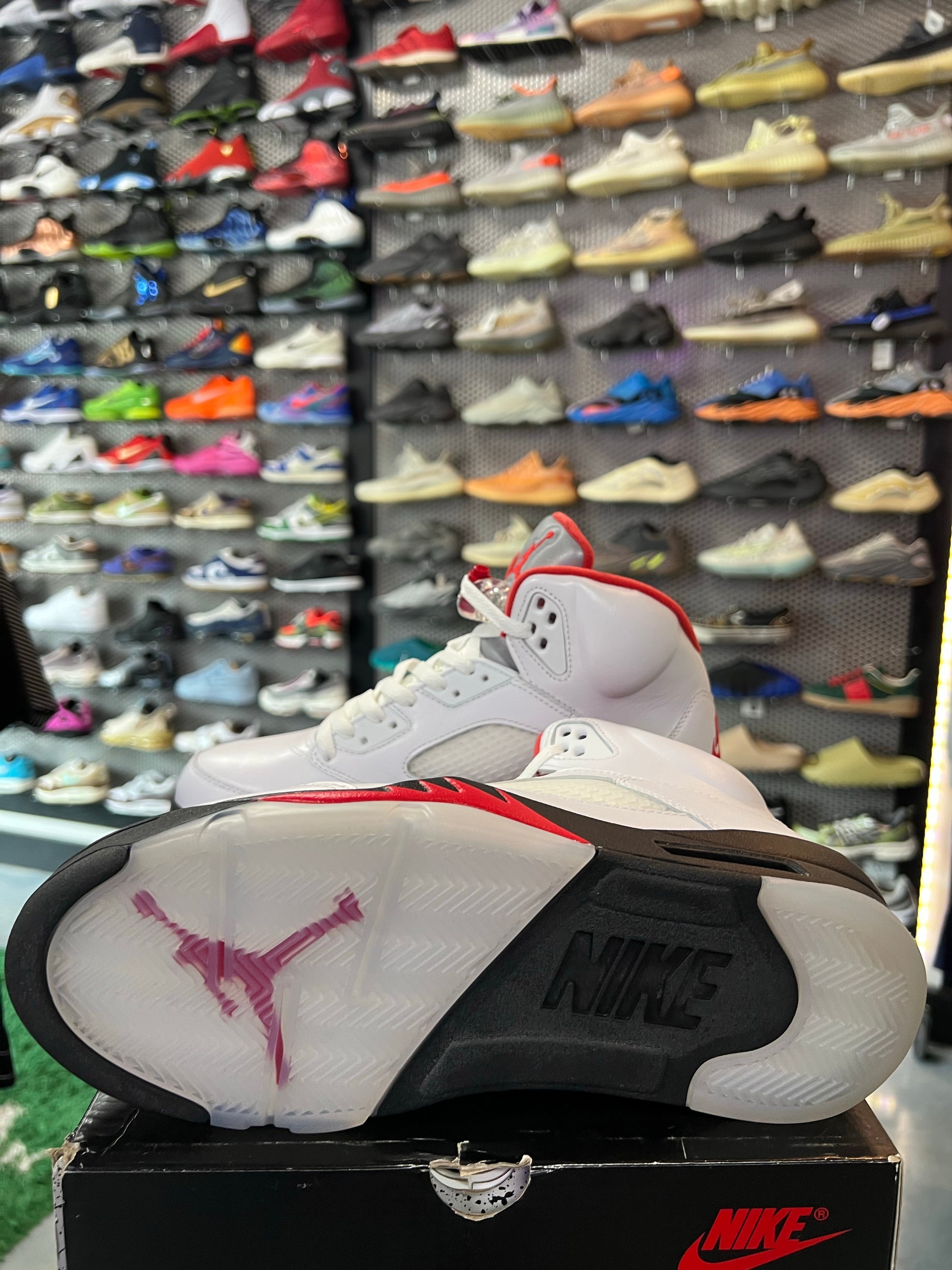 Jordan 5 Retro Fire Red Silver Tongue (2020)