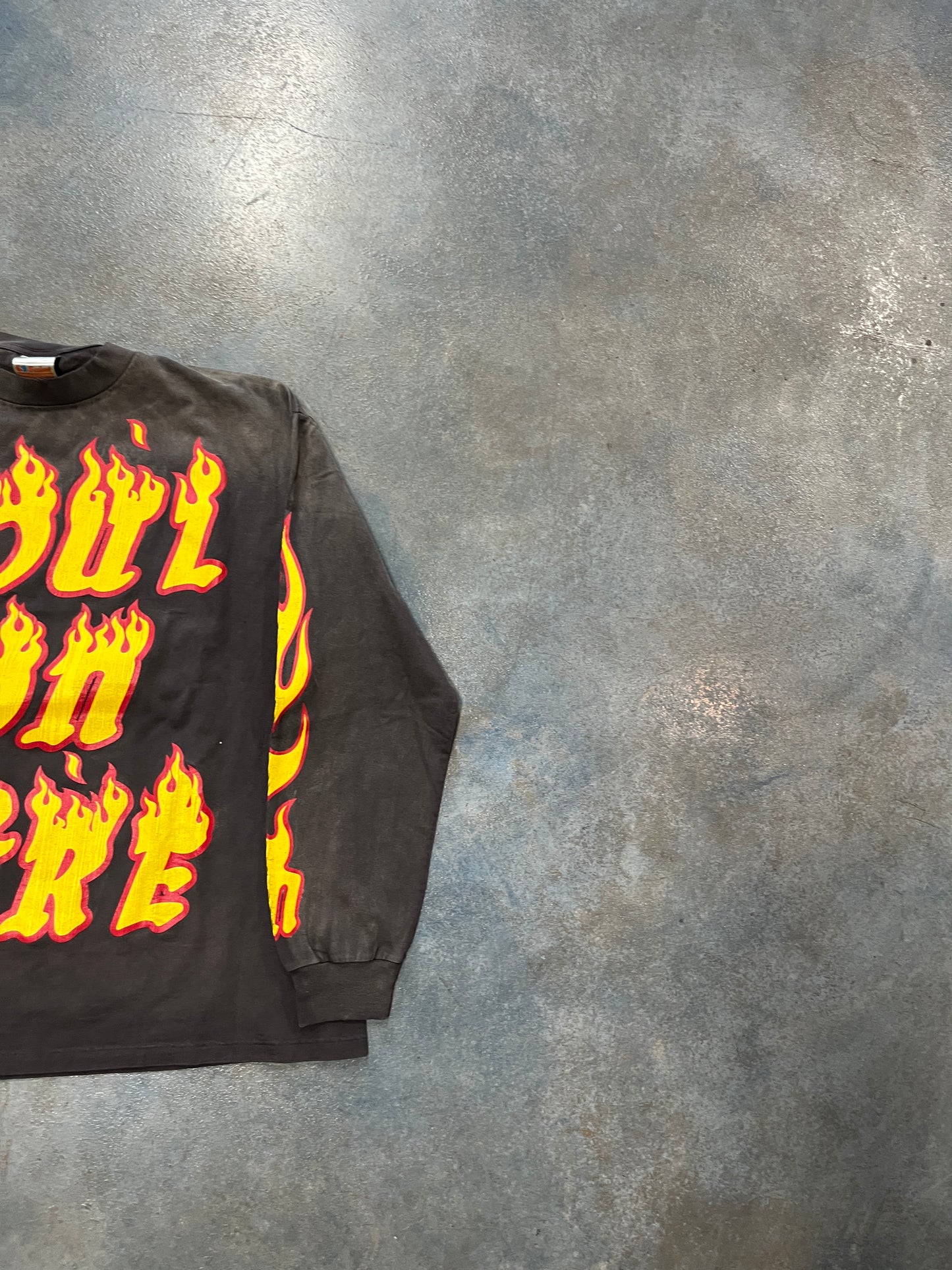 SAINT MXXXXXX “SOUL ON FIRE L/S” Grey T-Shirt B32