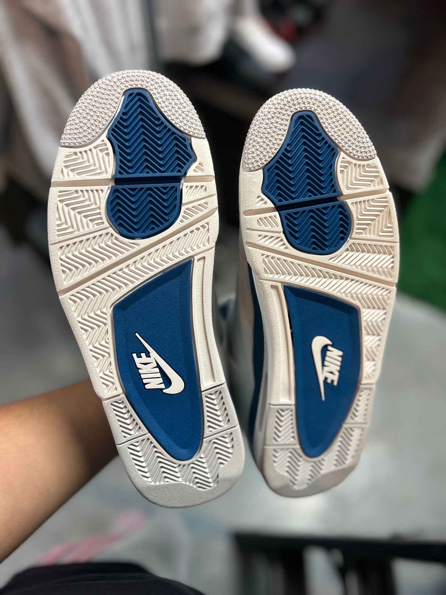 Jordan 4 Retro Military Blue (2024) Tried On (LC)