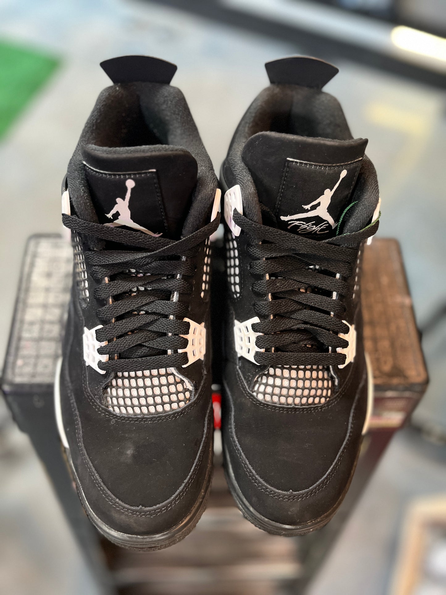 Jordan 4 Retro White Thunder (AC)
