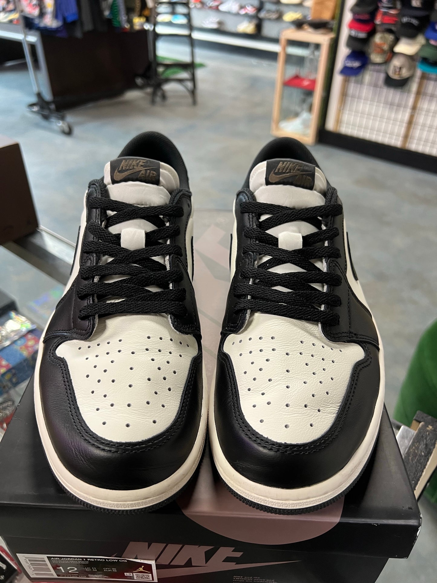 Jordan 1 Retro Low OG Mocha