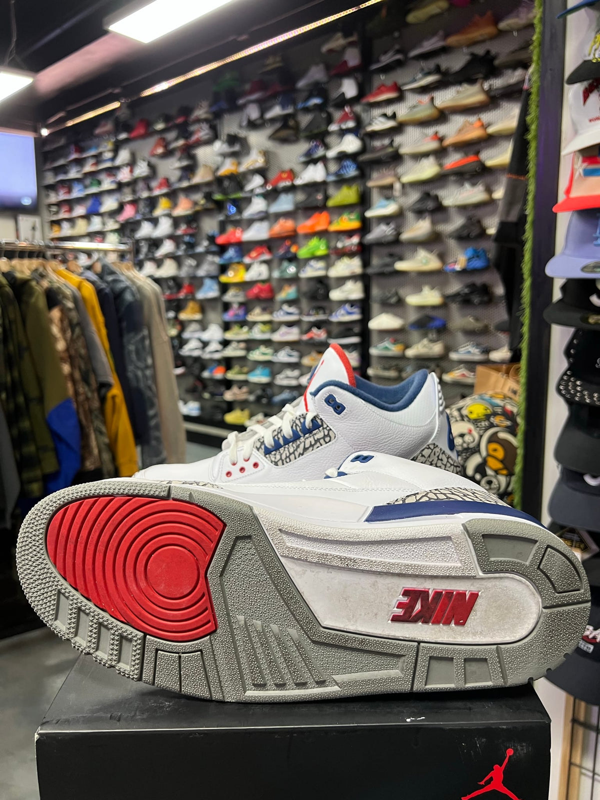 Jordan 3 Retro True Blue (2016)