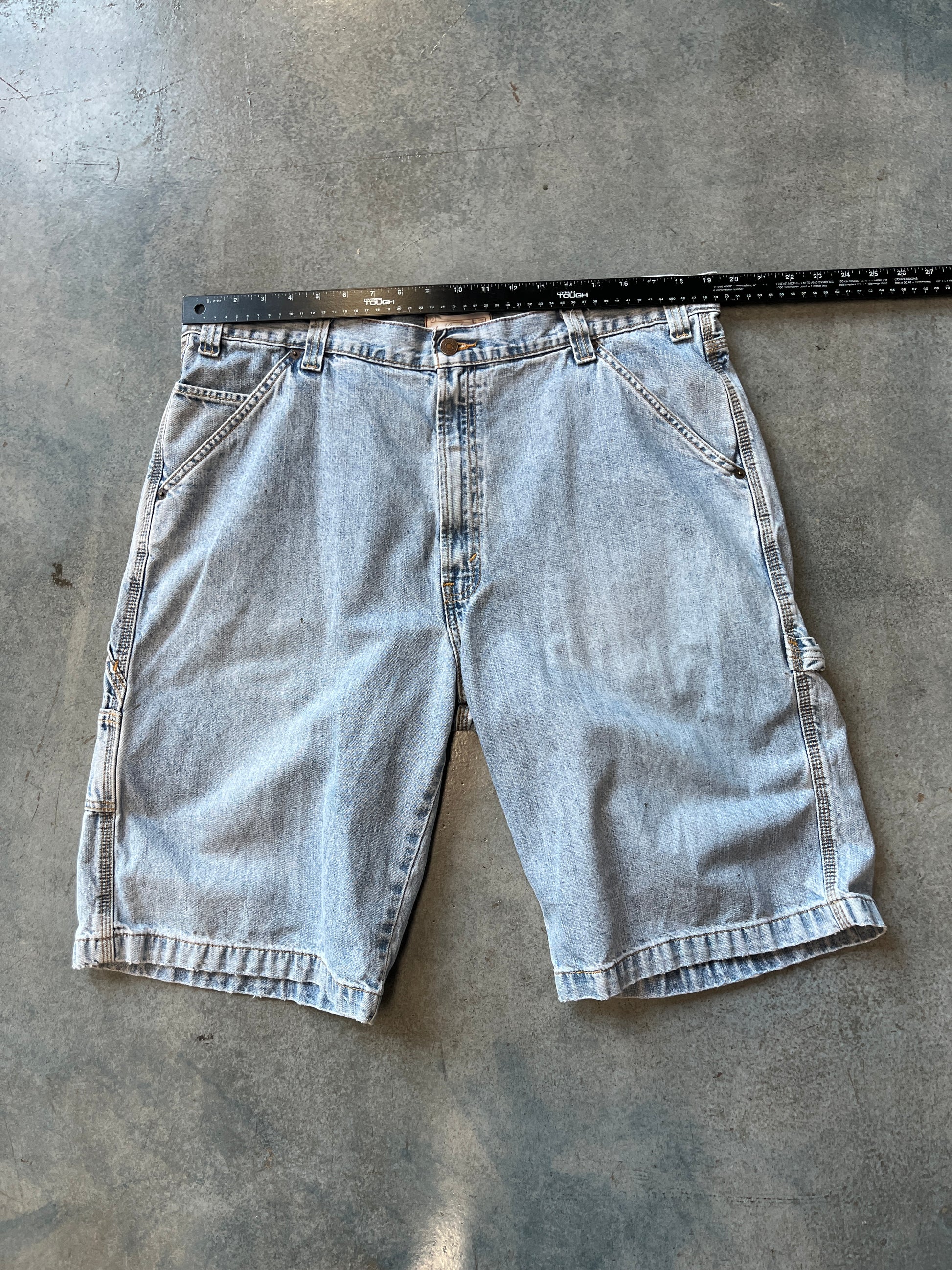 LeviAos Strauss Light Blue Wash Faded Jorts 38W (YC) OTF