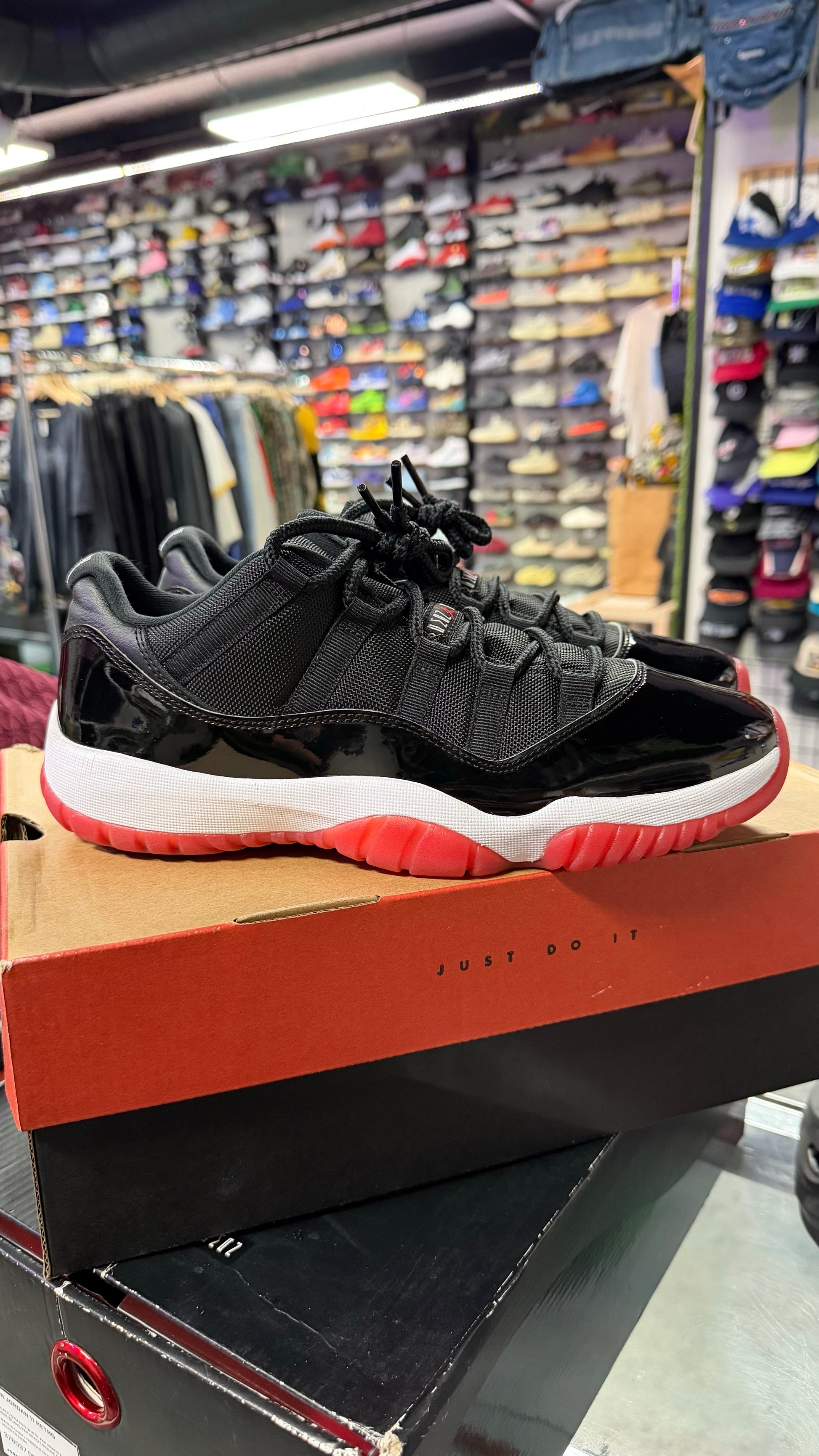 Jordan 11 Retro Low Bred (2025)