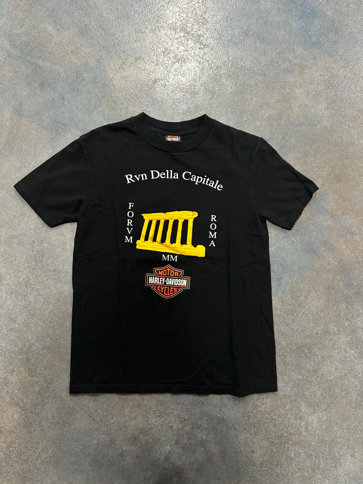 Black "Rvn Della Capitale" Harley Davidson Tee B46