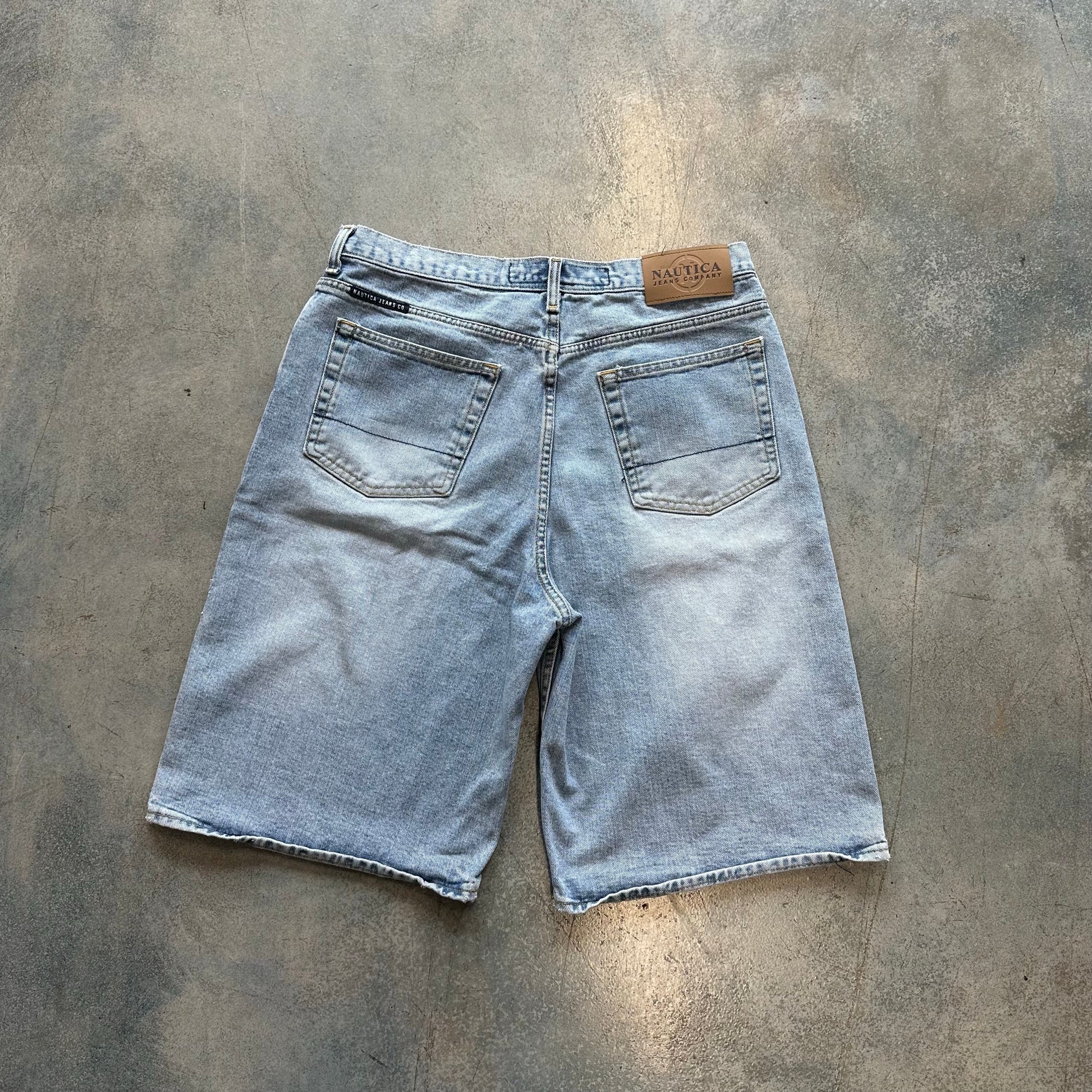 Nautiica Jeans Light Wash Denim Jorts 36W (RZ)