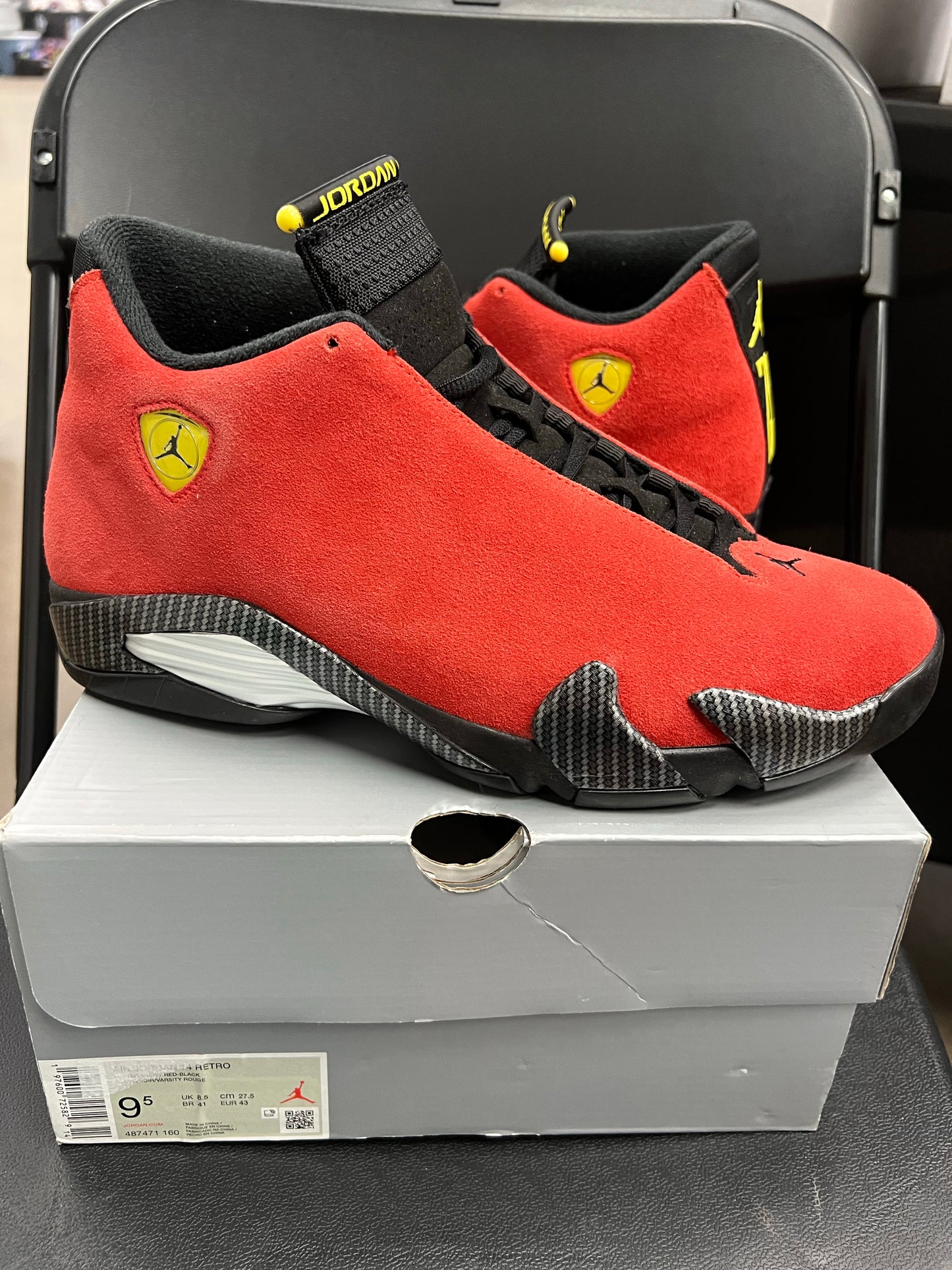 Jordan 14 Retro Ferrari (2025)