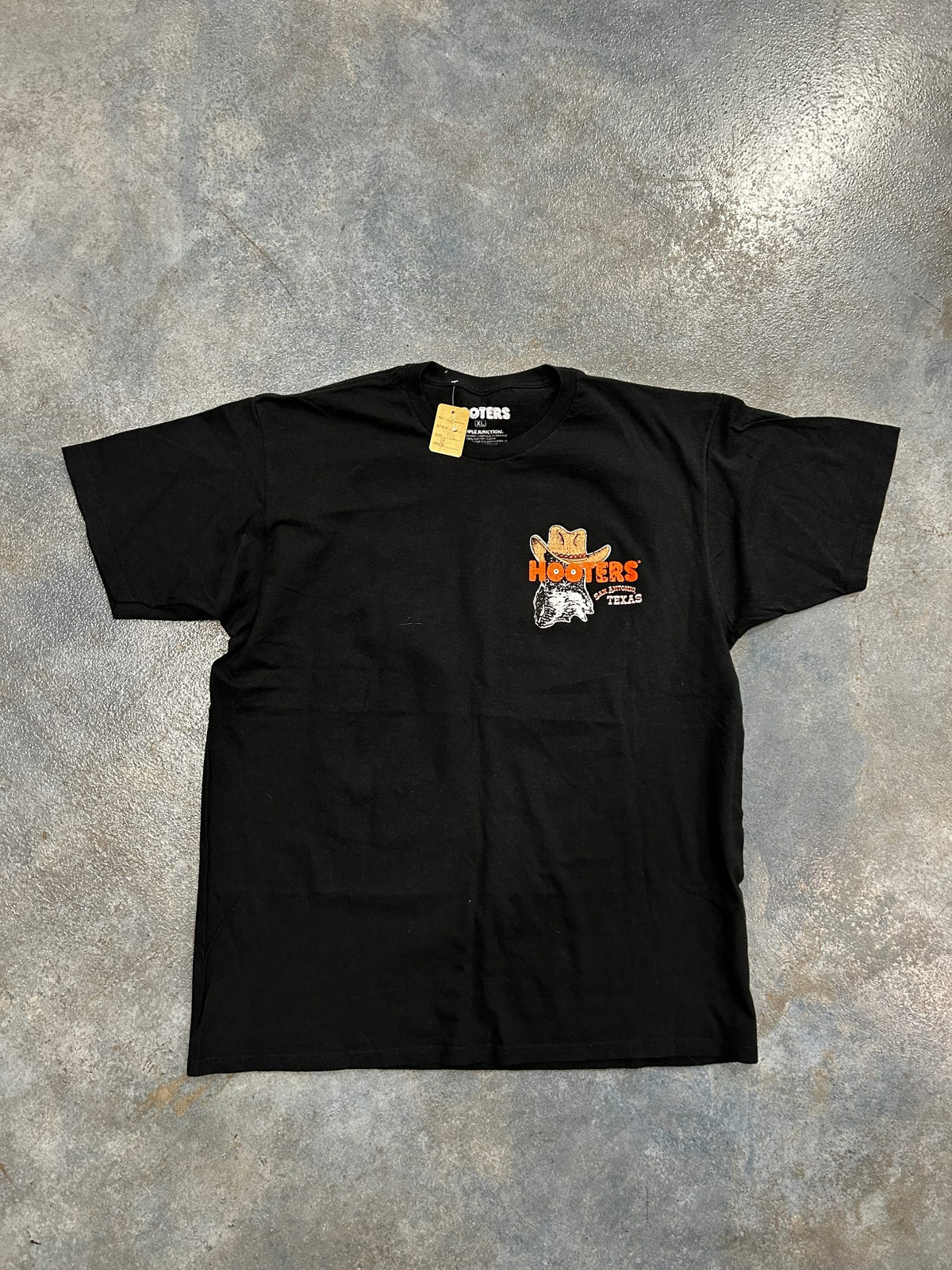 Vintage Ripple Junction Hooters San Antonio Black Tee