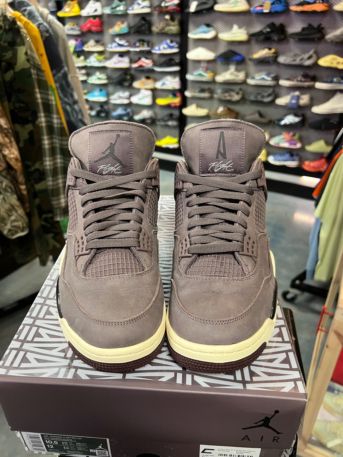Jordan 4 Retro SP A Ma Maniére Violet Ore