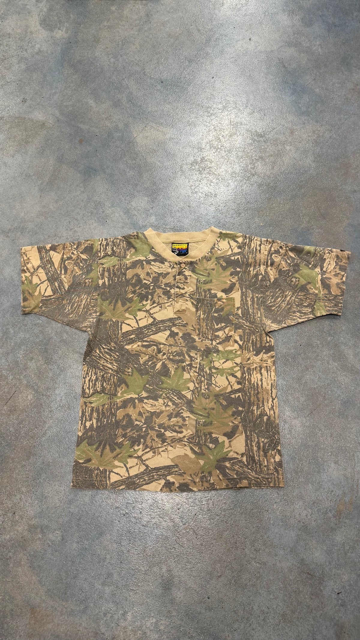 Vintage Camo Realtree Button Up