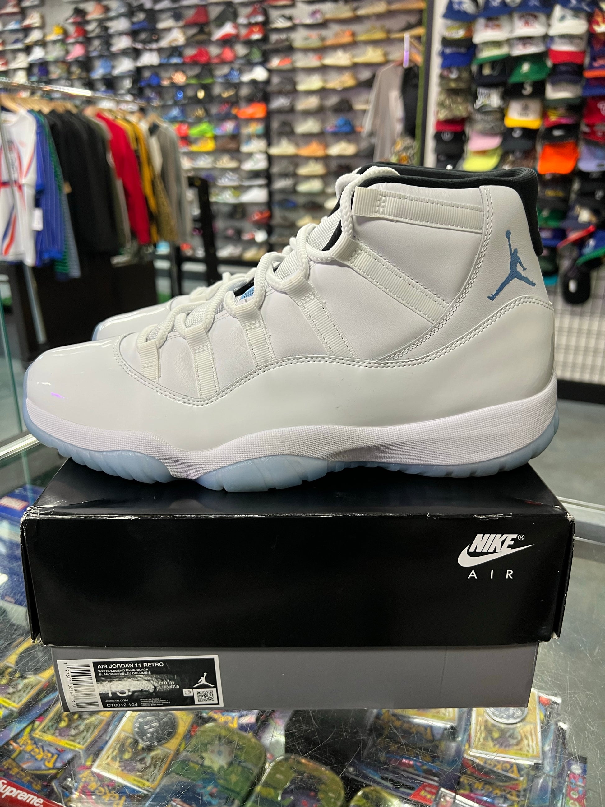 Jordan 11 Retro Legend Blue (2024)