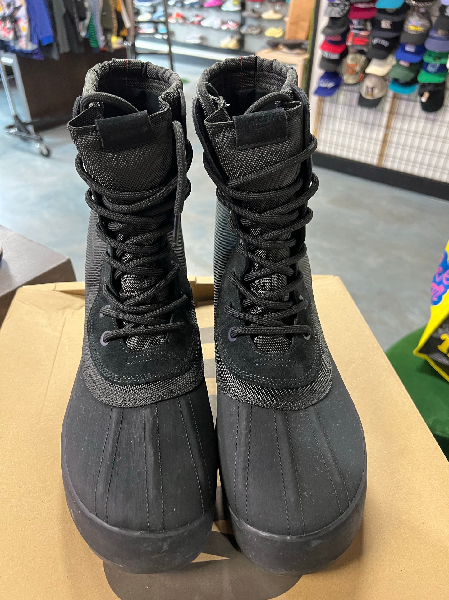 adidas Yeezy 950 Pirate Black (2023)