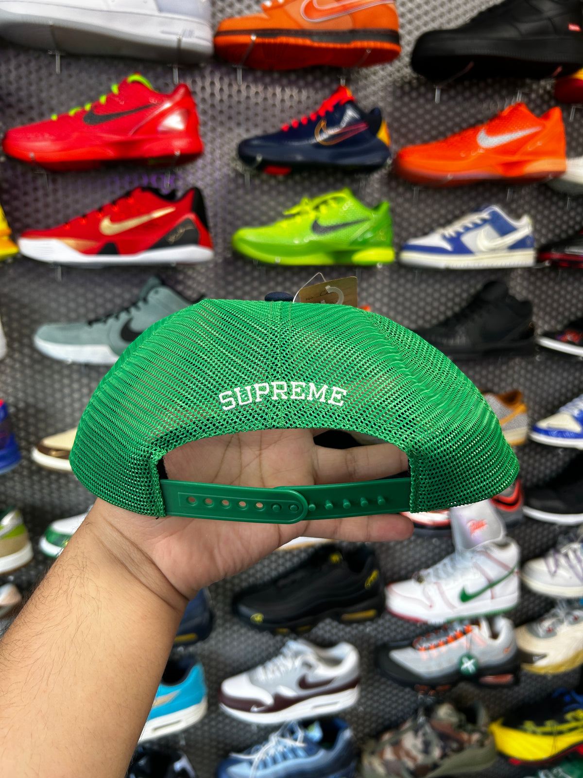 Supreme Contrast S Mesh Back 6-Panel Green