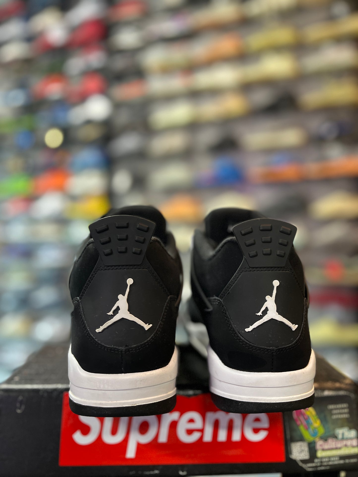 Jordan 4 Retro White Thunder (AC)