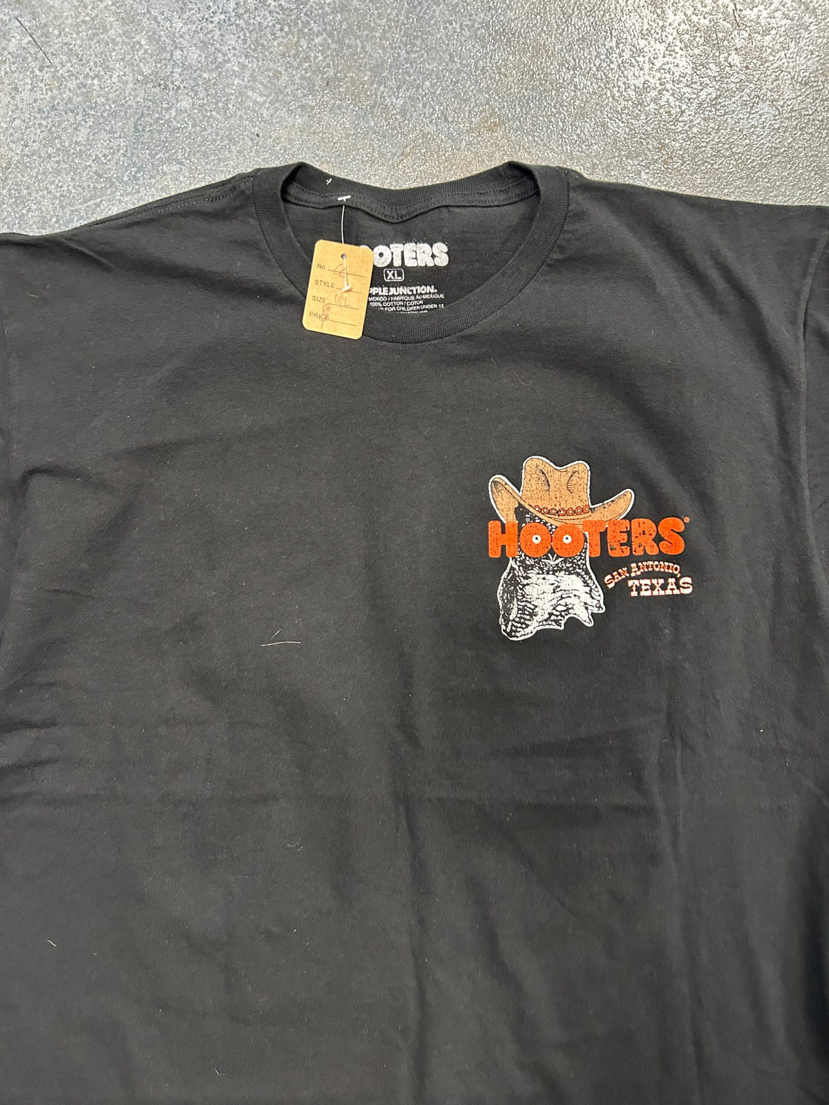 Vintage Ripple Junction Hooters San Antonio Black Tee