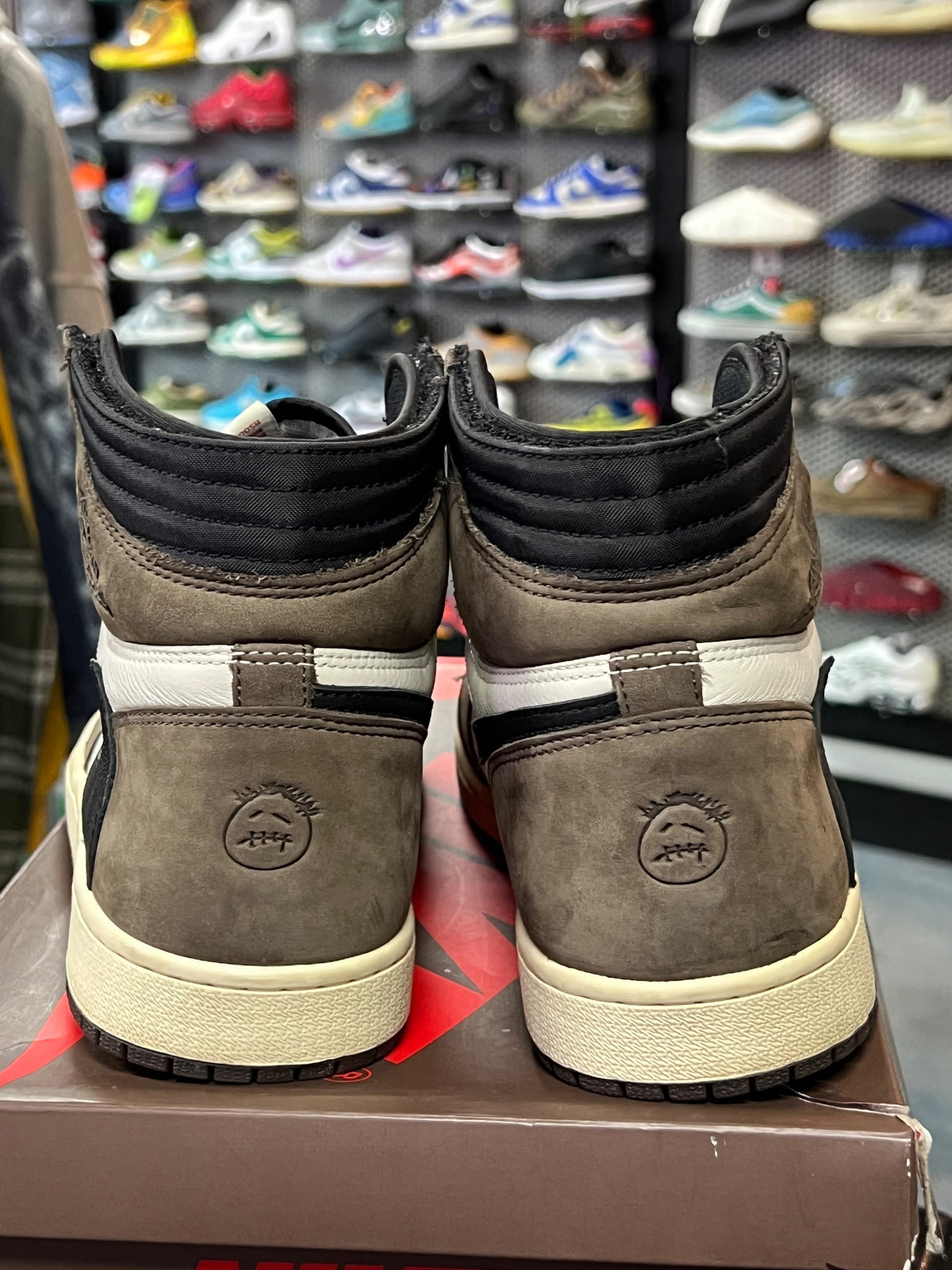 Jordan 1 Retro High OG SP Travis Scott Mocha