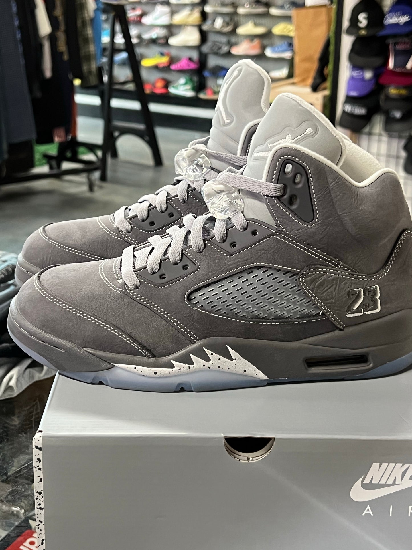 Jordan 5 Retro Wolf Grey (2026)