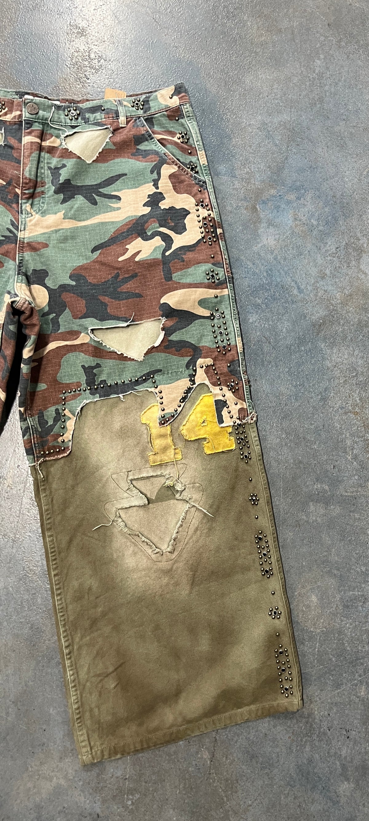 Vale Forever Armor Pants ‘Tan Green Camo’